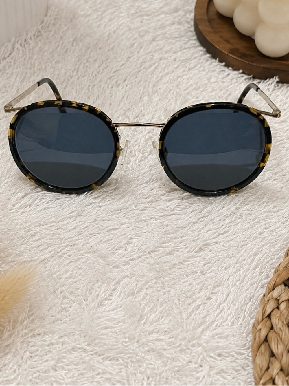 Warby Parker Round Tortoise Frame Sunglasses with Gold Bridge and Black Lenses
